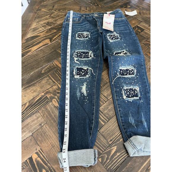 NWT Almost Famous Mid Rise Roll Up Jeans Women 9 Blue Denim Distressed Raw Hem - Picture 10 of 16